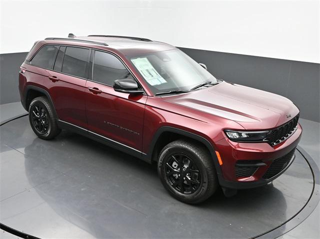 new 2025 Jeep Grand Cherokee car, priced at $41,393