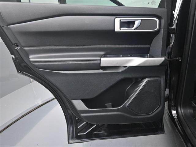 used 2021 Ford Explorer car, priced at $25,399