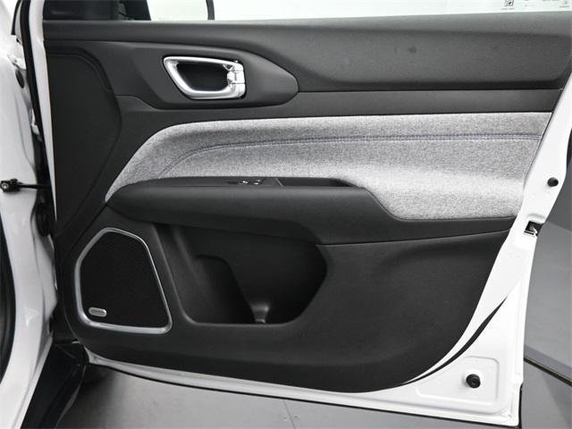new 2025 Jeep Compass car, priced at $35,460