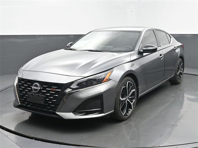 used 2023 Nissan Altima car, priced at $24,555