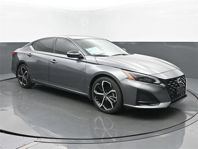used 2023 Nissan Altima car, priced at $24,555