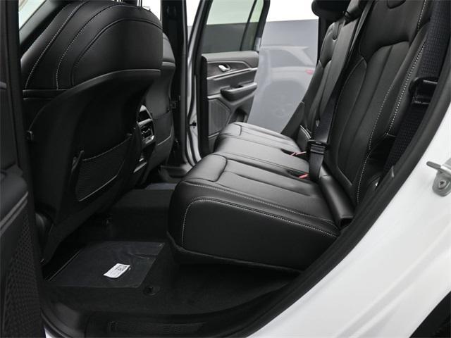 new 2025 Jeep Grand Cherokee car, priced at $46,241