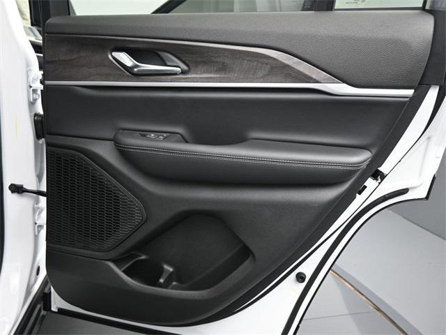 new 2025 Jeep Grand Cherokee car, priced at $46,241