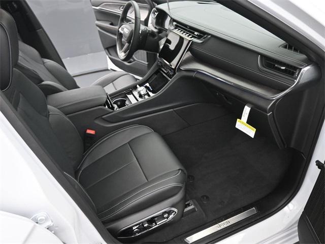 new 2025 Jeep Grand Cherokee car, priced at $58,121