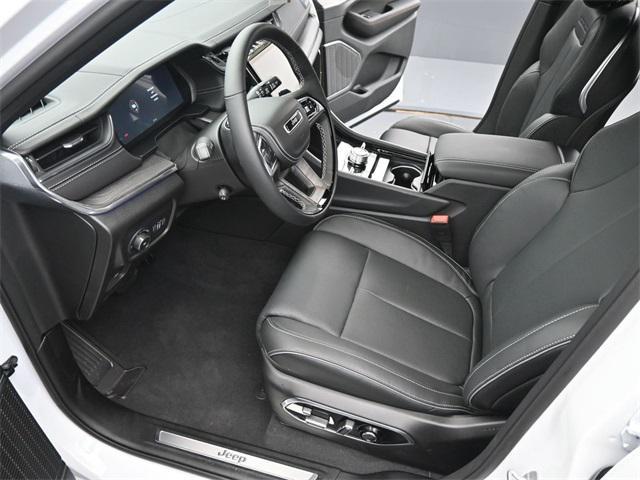 new 2025 Jeep Grand Cherokee car, priced at $58,121