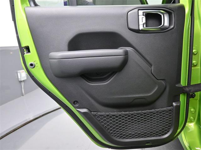 new 2025 Jeep Wrangler car, priced at $52,670