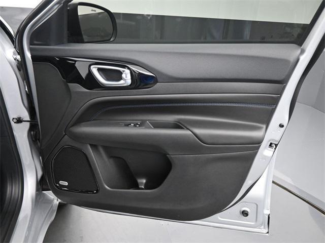new 2025 Jeep Compass car, priced at $37,129