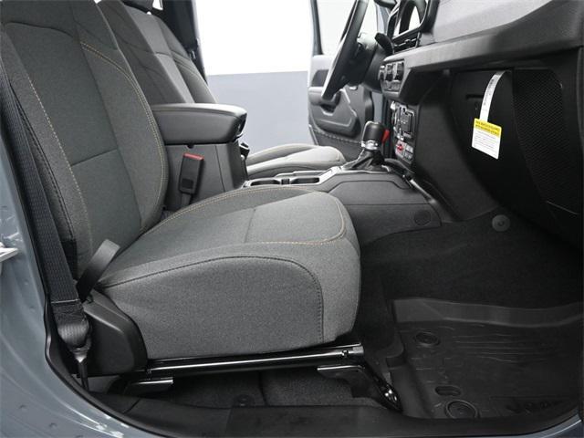 new 2025 Jeep Wrangler car, priced at $56,164