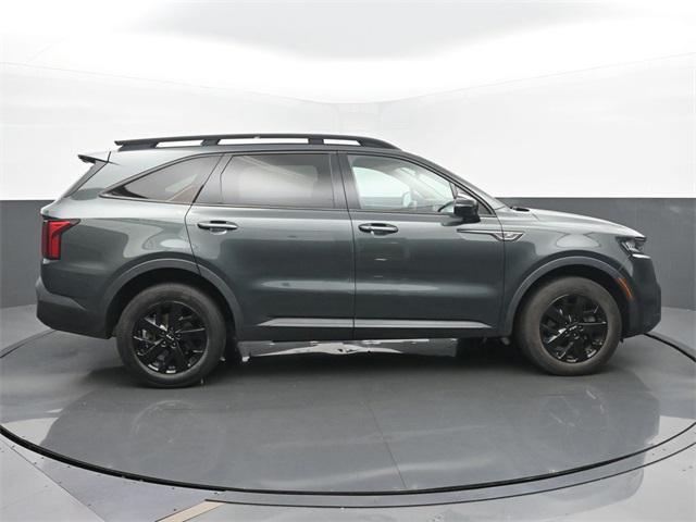 used 2022 Kia Sorento car, priced at $26,995