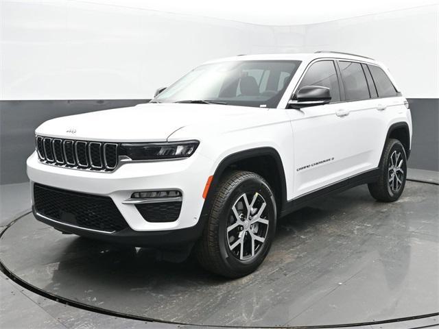 new 2025 Jeep Grand Cherokee car, priced at $49,995