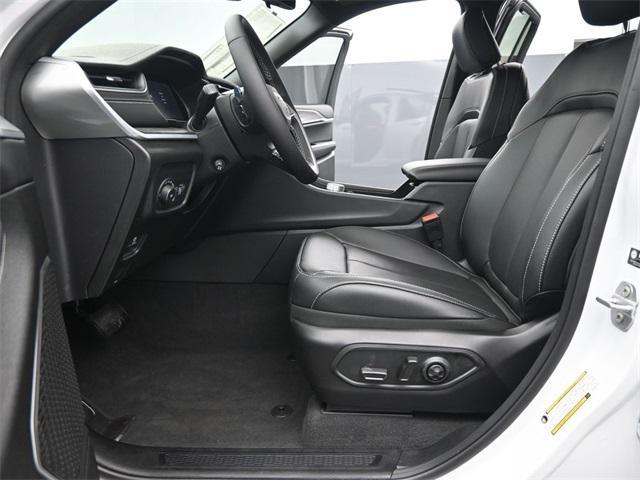 new 2025 Jeep Grand Cherokee car, priced at $49,995