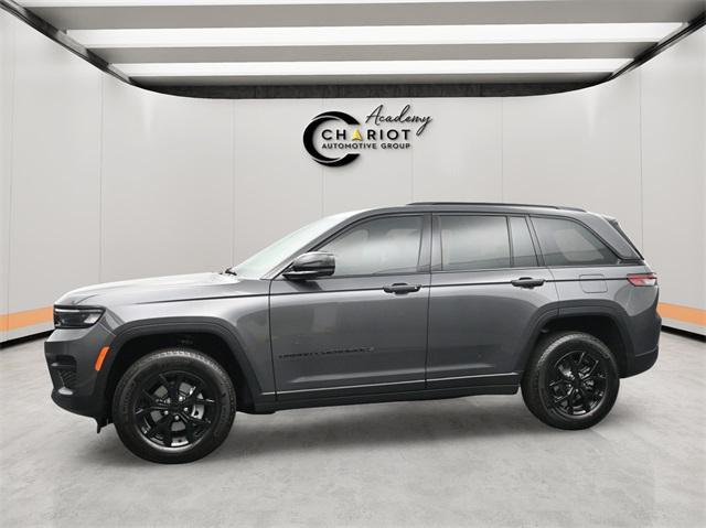 new 2025 Jeep Grand Cherokee car, priced at $42,700