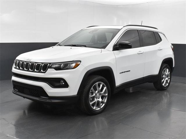 new 2024 Jeep Compass car, priced at $33,164