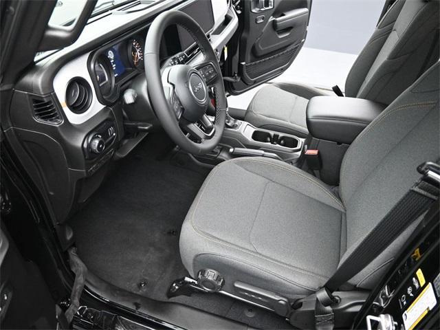 new 2025 Jeep Wrangler car, priced at $43,936