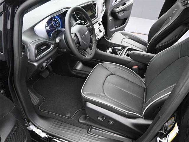 new 2026 Chrysler Pacifica car, priced at $57,345