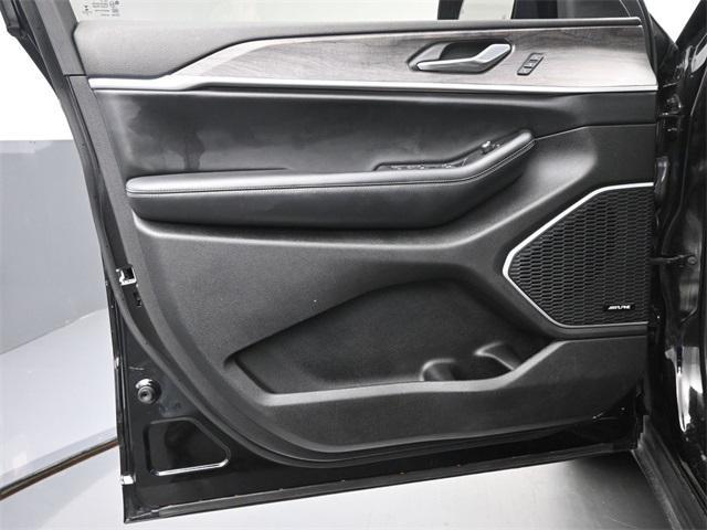 used 2021 Jeep Grand Cherokee L car, priced at $31,995