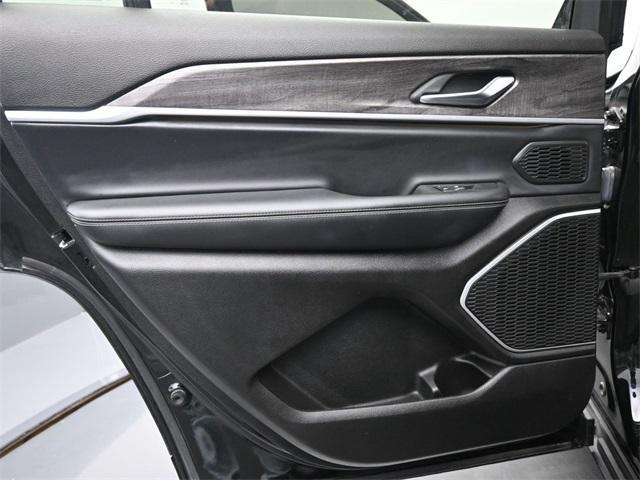 used 2021 Jeep Grand Cherokee L car, priced at $31,995