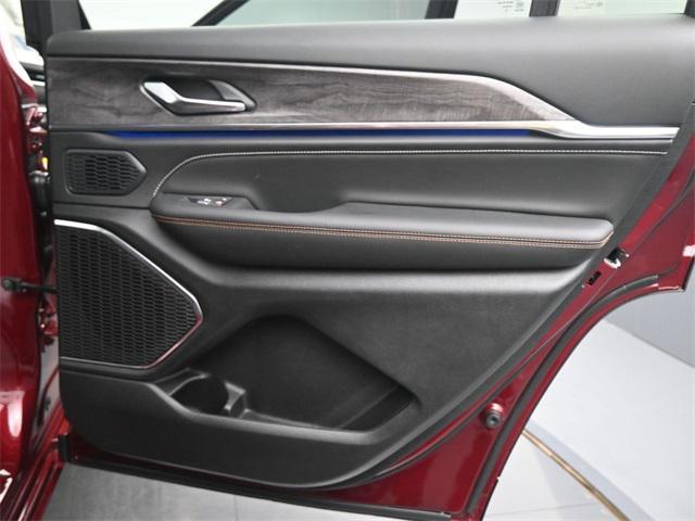 new 2025 Jeep Grand Cherokee L car, priced at $60,080