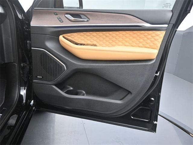used 2025 Jeep Grand Cherokee car, priced at $55,995