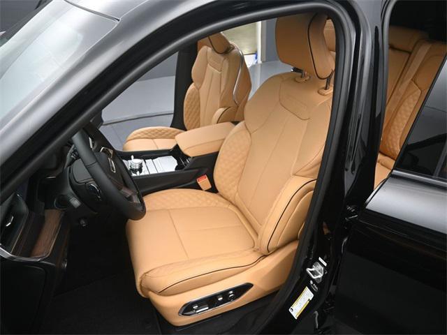 used 2025 Jeep Grand Cherokee car, priced at $55,995