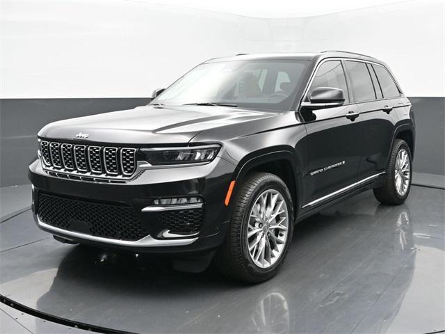 used 2025 Jeep Grand Cherokee car, priced at $55,995
