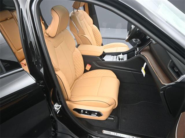 used 2025 Jeep Grand Cherokee car, priced at $55,995