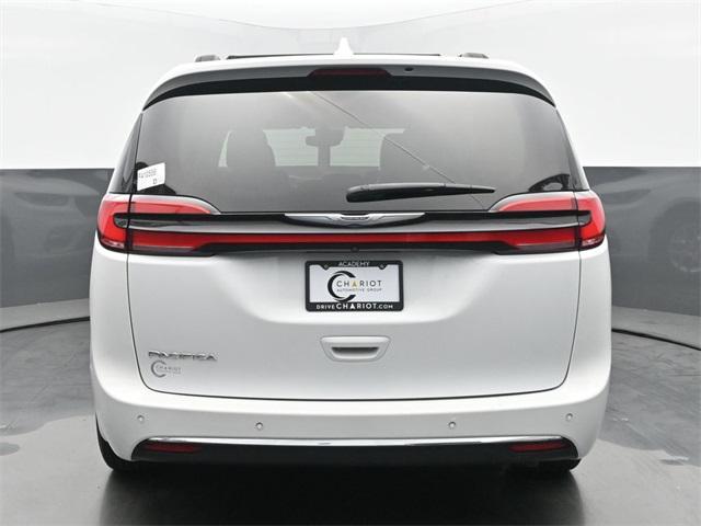 used 2022 Chrysler Pacifica car, priced at $21,995