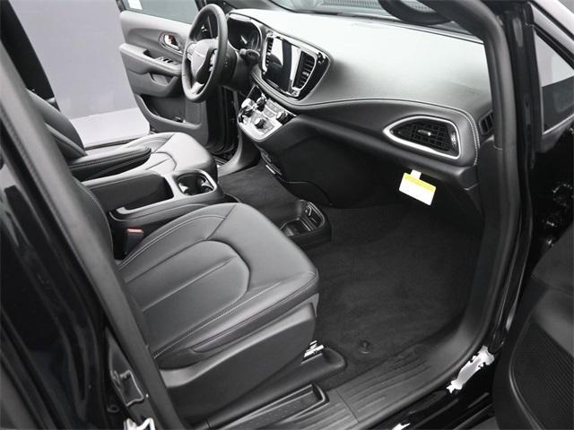 new 2026 Chrysler Pacifica car, priced at $44,890