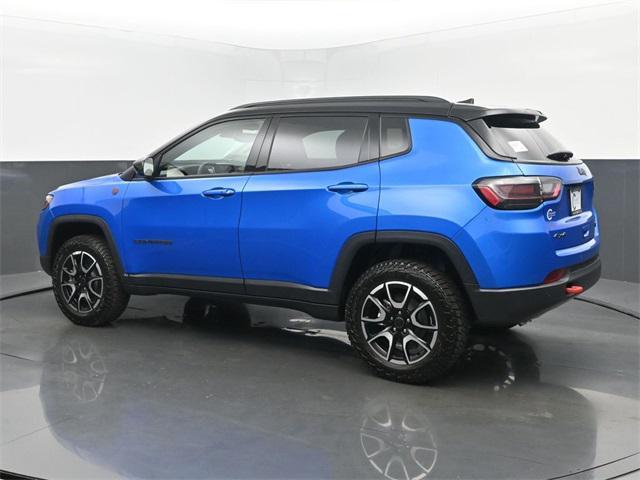 new 2025 Jeep Compass car, priced at $37,493