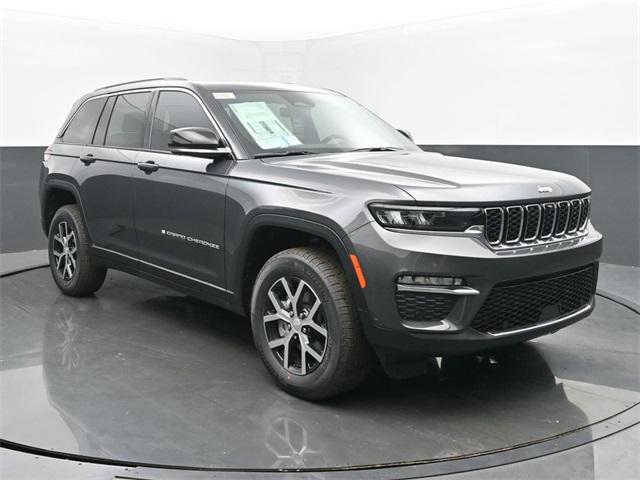 new 2025 Jeep Grand Cherokee car, priced at $51,846