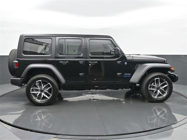 new 2025 Jeep Wrangler car, priced at $52,670