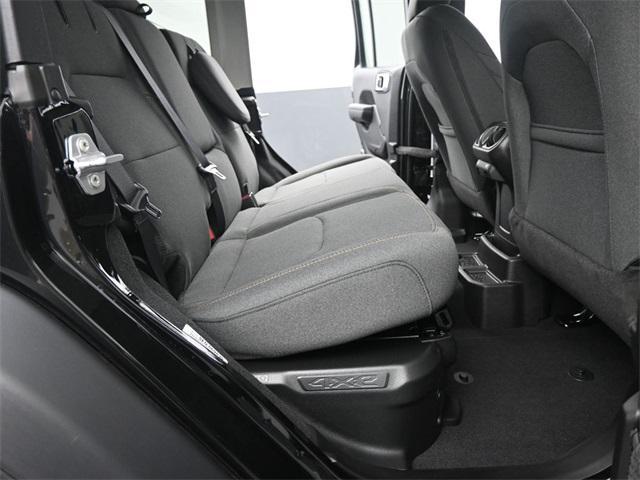 new 2025 Jeep Wrangler car, priced at $52,670