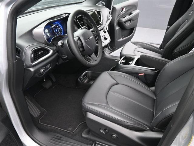 new 2026 Chrysler Pacifica car, priced at $45,099