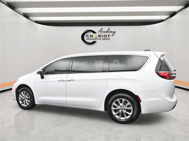 new 2025 Chrysler Pacifica car, priced at $51,560