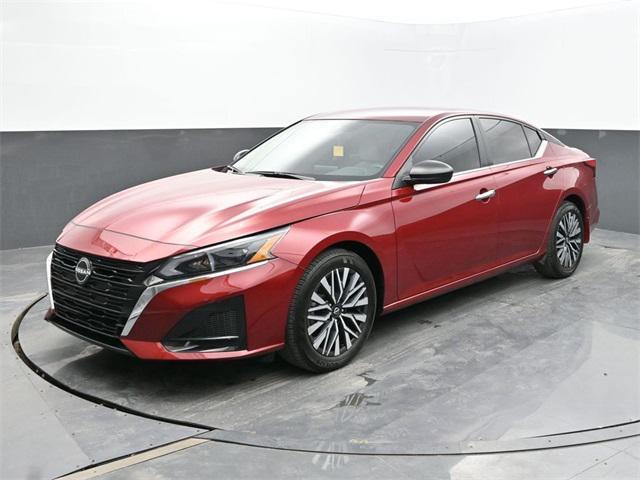 used 2025 Nissan Altima car, priced at $22,255