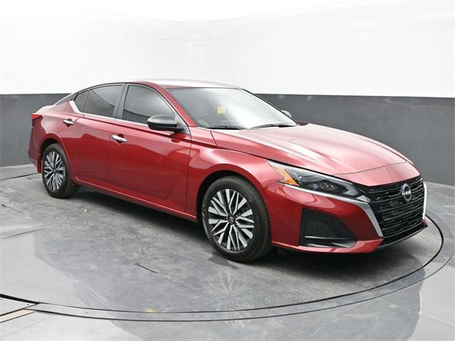 used 2025 Nissan Altima car, priced at $22,255
