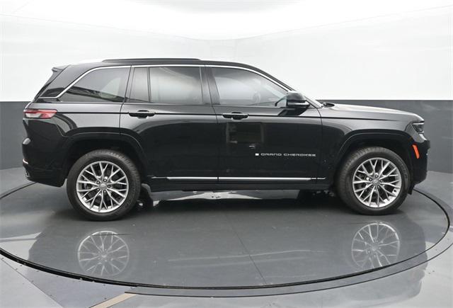 used 2022 Jeep Grand Cherokee car, priced at $38,199