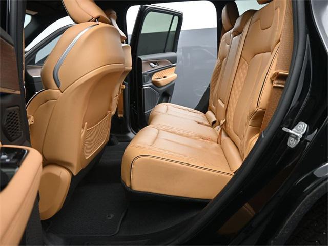 used 2022 Jeep Grand Cherokee car, priced at $38,199