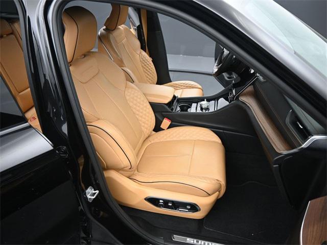 used 2022 Jeep Grand Cherokee car, priced at $38,199