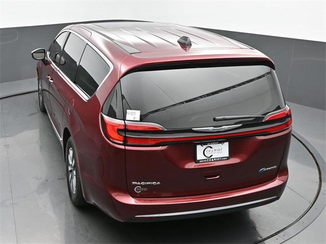 used 2023 Chrysler Pacifica Hybrid car, priced at $36,995