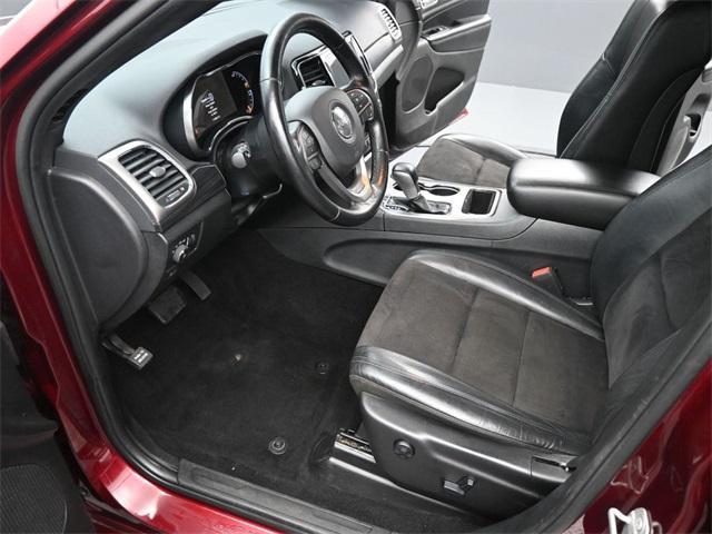used 2020 Jeep Grand Cherokee car, priced at $17,175
