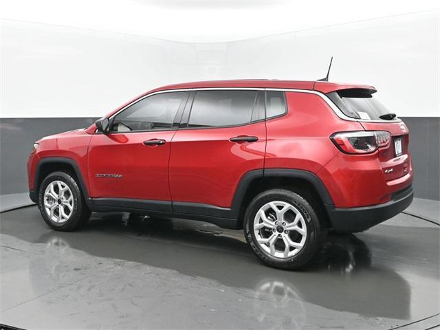 new 2025 Jeep Compass car, priced at $26,987