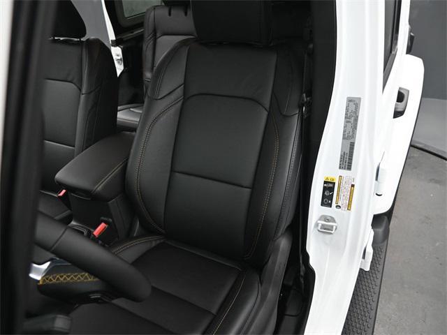 new 2025 Jeep Wrangler car, priced at $51,065