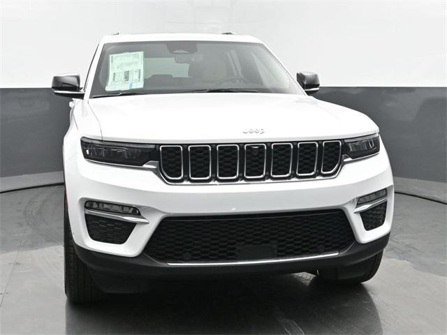 new 2025 Jeep Grand Cherokee car, priced at $52,046