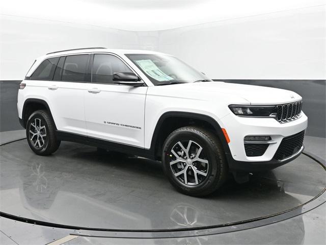 new 2025 Jeep Grand Cherokee car, priced at $52,046