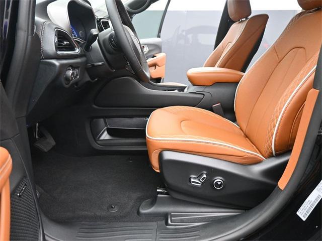 new 2026 Chrysler Pacifica car, priced at $53,413