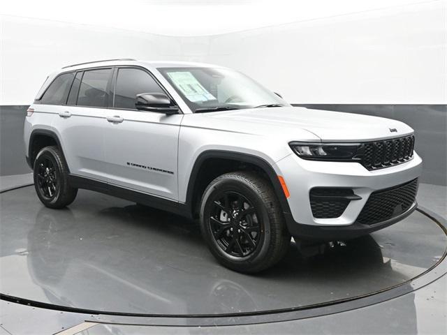 new 2025 Jeep Grand Cherokee car, priced at $42,900