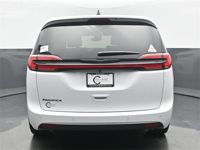 new 2026 Chrysler Pacifica car, priced at $43,375