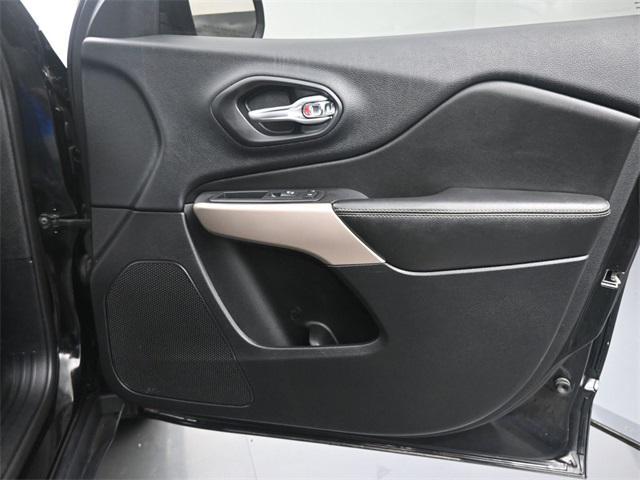 used 2017 Jeep Cherokee car, priced at $14,749