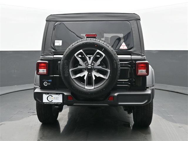 new 2025 Jeep Wrangler car, priced at $43,250